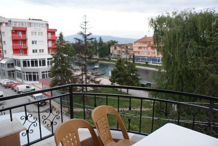 Jovanoski Apartments Struga Rum bild